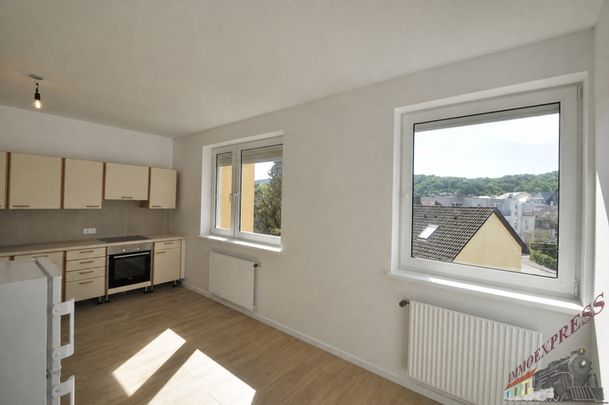 Geräumige Wohnung am Ortrand nähe Traisen (wird derzeit noch neu renoviert!) - Photo 1