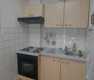 MÖBLIERTE 2-ZIMMER MIETWOHNUNG IM ZENTRUM - Photo 3