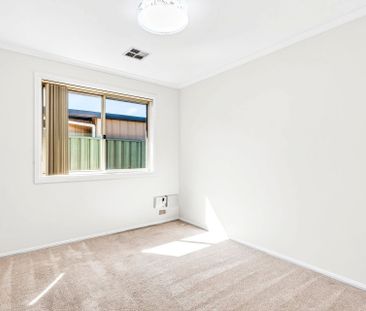 6 Cockatoo Close Nicholls ACT - Photo 3