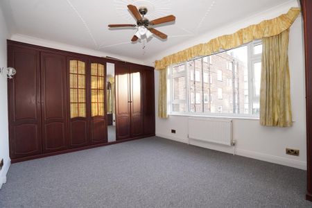 2 bedroom flat to rent - Photo 4