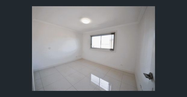 MODERN GRANNY FLAT - Photo 1