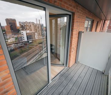 1 Bed Flat, New Kings Head Yard, M3 - Photo 2
