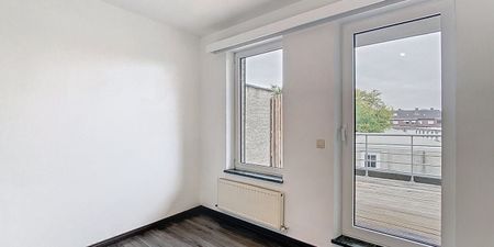 Appartement te huur in Beveren-Waas voor € 925 met 2 slaapkamers - Foto 2
