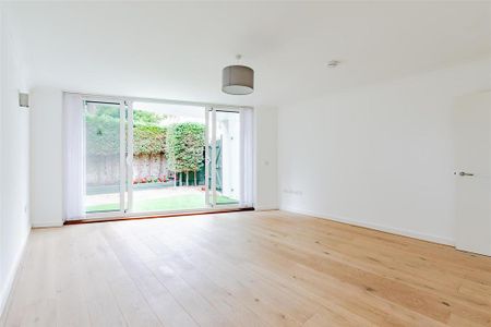 2 bedroom detached house to rent - Photo 3
