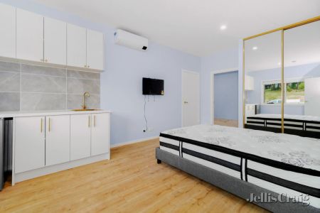 1 Bed, 1 Bath - Photo 2