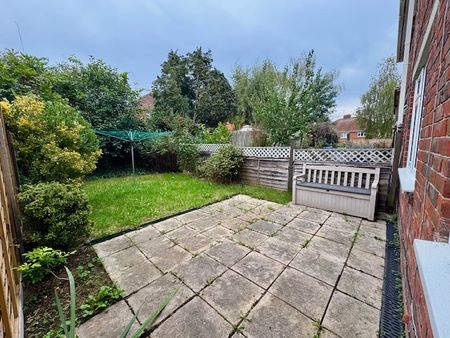 2 bedroom apartment to rent Cornwall Road, Midanbury, Southampton - Photo 4