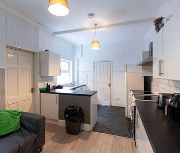 Waverley Road, Reading, RG30 - Photo 1