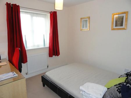 2 bedroom flat to rent - Photo 5