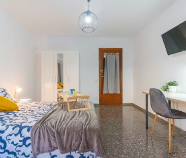 Carrer Oltà, Valencia, Valencian Community 46006 - Photo 1