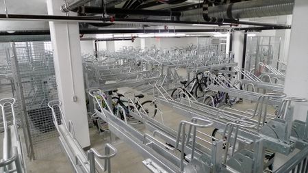 Bright 2 Bed Condo With Unbeatable Amenities | Heat & Water Included | In Suite Laundry - Photo 5