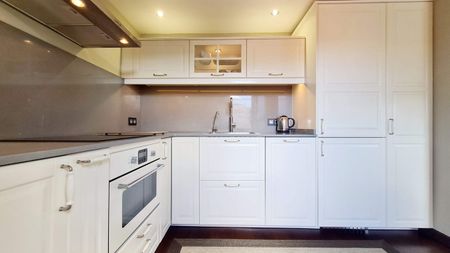 8 Carrer de lAlmirall Gravina, Palma de Mallorca, Balearic Islands 07014 - Photo 5