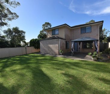 Executive Living with Space for the Whole Family - Photo 2