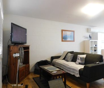 Fully Furnished 2 Bedroom Unit at the Gooseponds - Photo 3