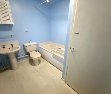 Valley Road, Nuneaton - Photo 4