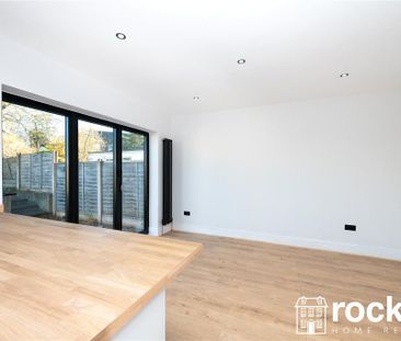 3 bedroom semi-detached house to rent - Photo 3