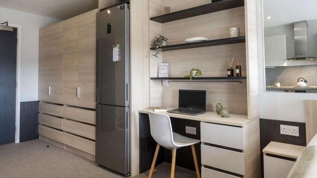 Studio to rent - Photo 1