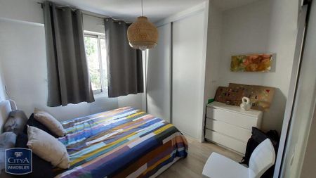 Location Appartement 3 pièces 63m² CHAMALIERES 63400 - Photo 4