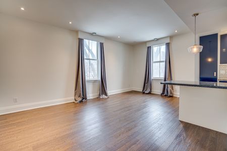 For Lease - 215 Carlton Street Unit# Unit 2, Toronto, Ontario - Photo 3