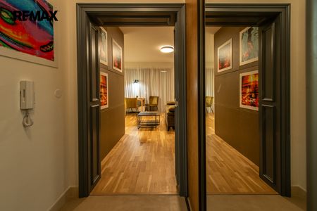Pronájem bytu 1+kk a garsoniéry 46 m², Trojská 724, Praha - Fotografie 5