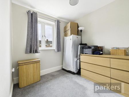 2 bedroom end of terrace house to rent - Photo 5