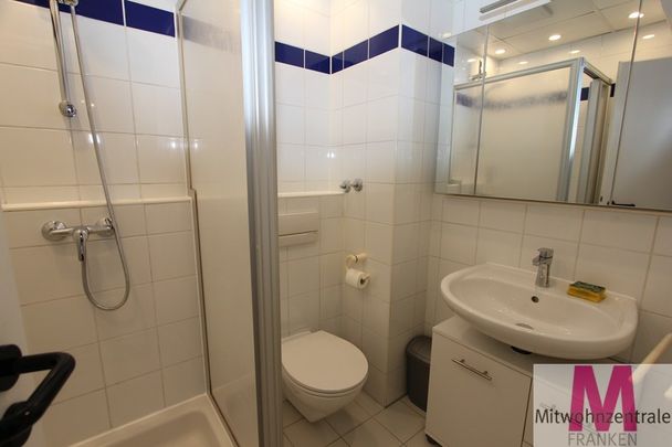 Nettes Apartment mit guter Verkehrsverbindung - Photo 1