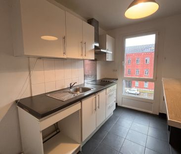 Location Appartement 3 pièces 77m² ROUBAIX 59100 - Photo 2