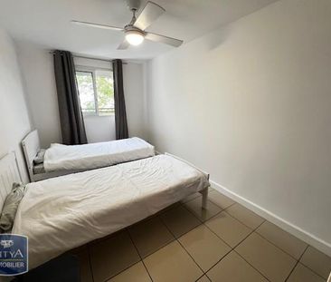 Location Appartement 3 pièces 55m² LA POSSESSION 97419 - Photo 3