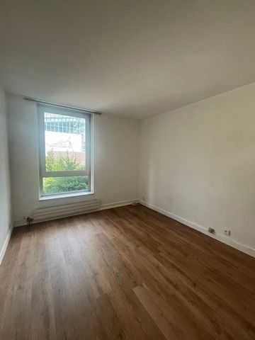 4 Pièces Courbevoie (92400) - Photo 2