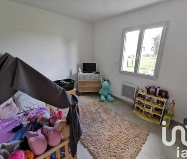 Maison 4 pièces de 88 m² à Savignac-de-l'Isle (33910) - Photo 2