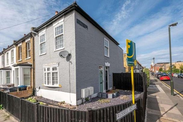 Russell Road, Wimbledon, SW19 - Photo 1