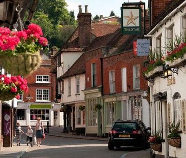 Catteshall Road, Godalming, Surrey, GU7 - Photo 1