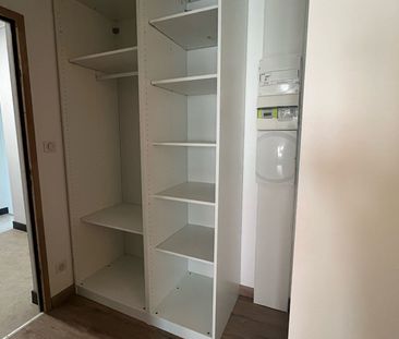 Location Appartement 1 pièce 27m² - Photo 4