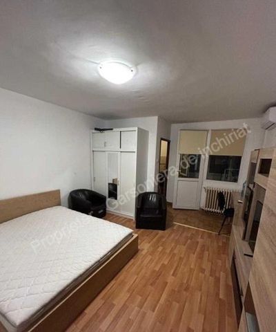 Muncii iancului maior coravu - Fotografie 2