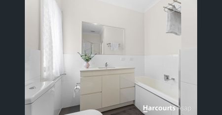 Comfortable Living in Dandenong - Photo 5