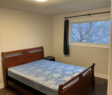For Lease - Main 2 Barker Court, Markham, Ontario - Photo 4