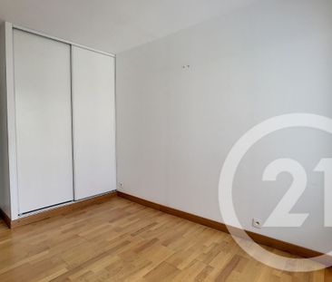 Location Appartement 3 pièces 62m² CHATEAUROUX 36000 - Photo 3