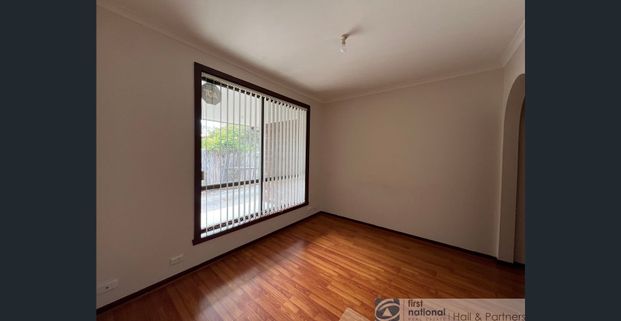SPACIOUS UNIT IN THE HEART OF DANDENONG - Photo 1
