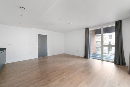 2 bedroom flat to rent - Photo 4