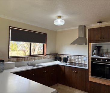12 Cunliffe Rd - Photo 1