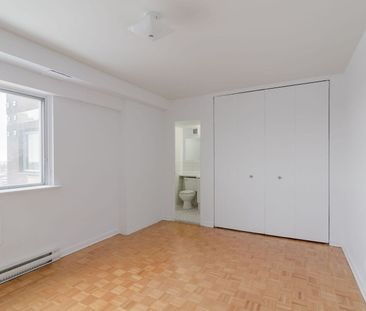 1 de la Cote-Saint-Catherine - Photo 2