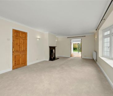 4 bedroom detached house to rent - Photo 3