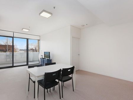 Close to EVERYTHING. Perfect for a 6 month lease! - Photo 4