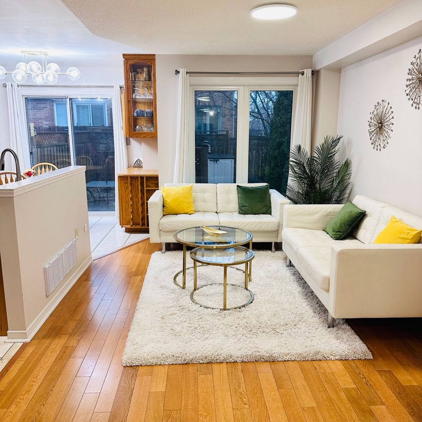 For Lease - 4490 Victory Court, Burlington, Ontario - Photo 1