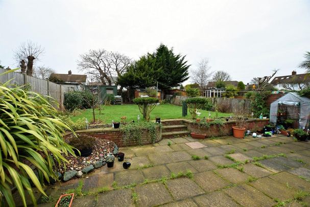 4 bedroom house to rent - Photo 1