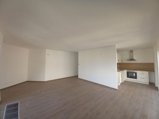 : Appartement 63.7 m² à ST ETIENNE - Photo 1