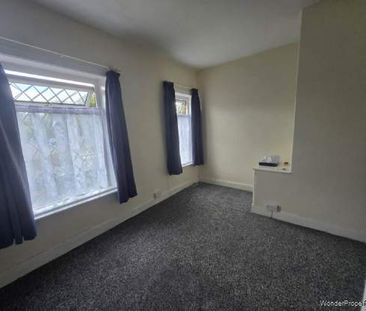 2 bedroom property to rent in Dewsbury - Photo 3