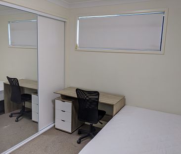 Room 2 / 3-41A Stannett Street, Waratah West NSW 2298 - Photo 3