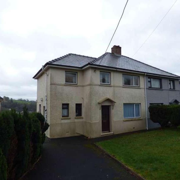 Heol-y-gilfach, Llandysul, Ceredigion, SA44 - Photo 1