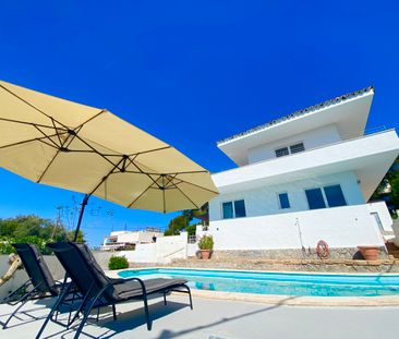 Large Detached Villa with panoramic Sea Views for a 3 month LET loc... - Photo 6