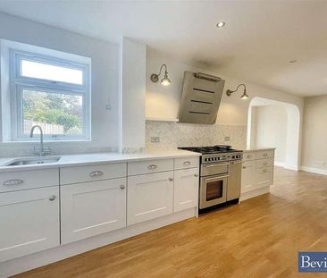 Grove Road, Sonning Common, Reading, RG4 - Photo 2